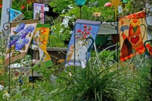 5 Maintenance Tips to Preserve Your Favorite Garden Flags