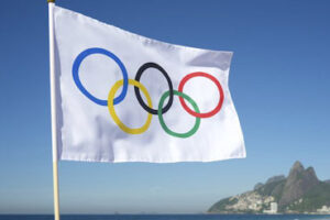 A Guide to Choosing the Right Flags for Your Spring Sporting Event