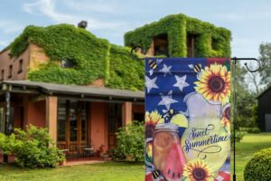 How Flags Add Color and Appeal to Your Front Yard for Summertime